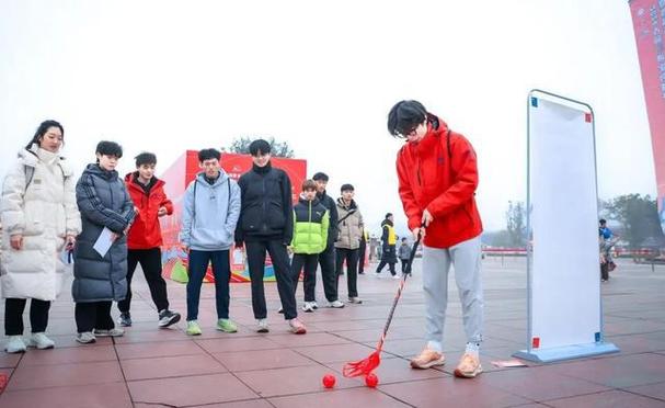 赛事中的遭